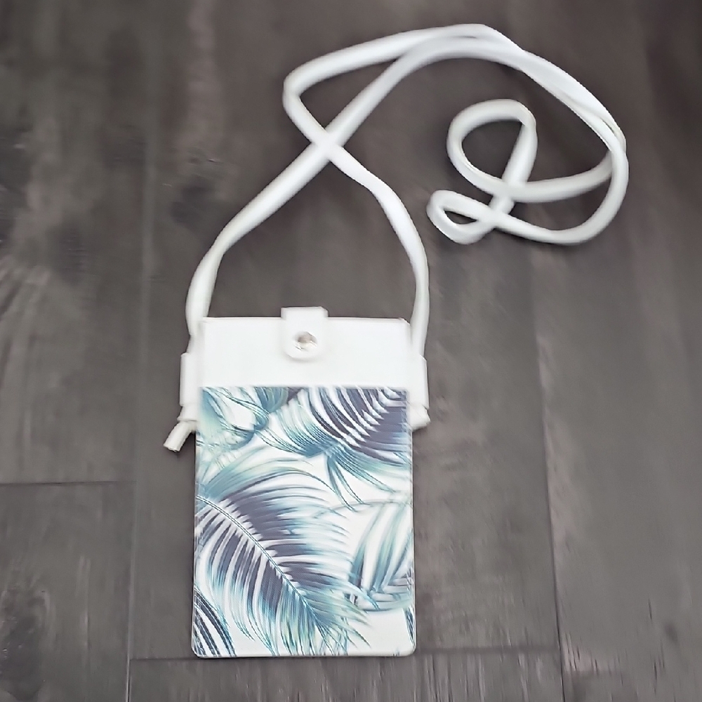 Leaf Pattern Mini Bag in White and Blue
